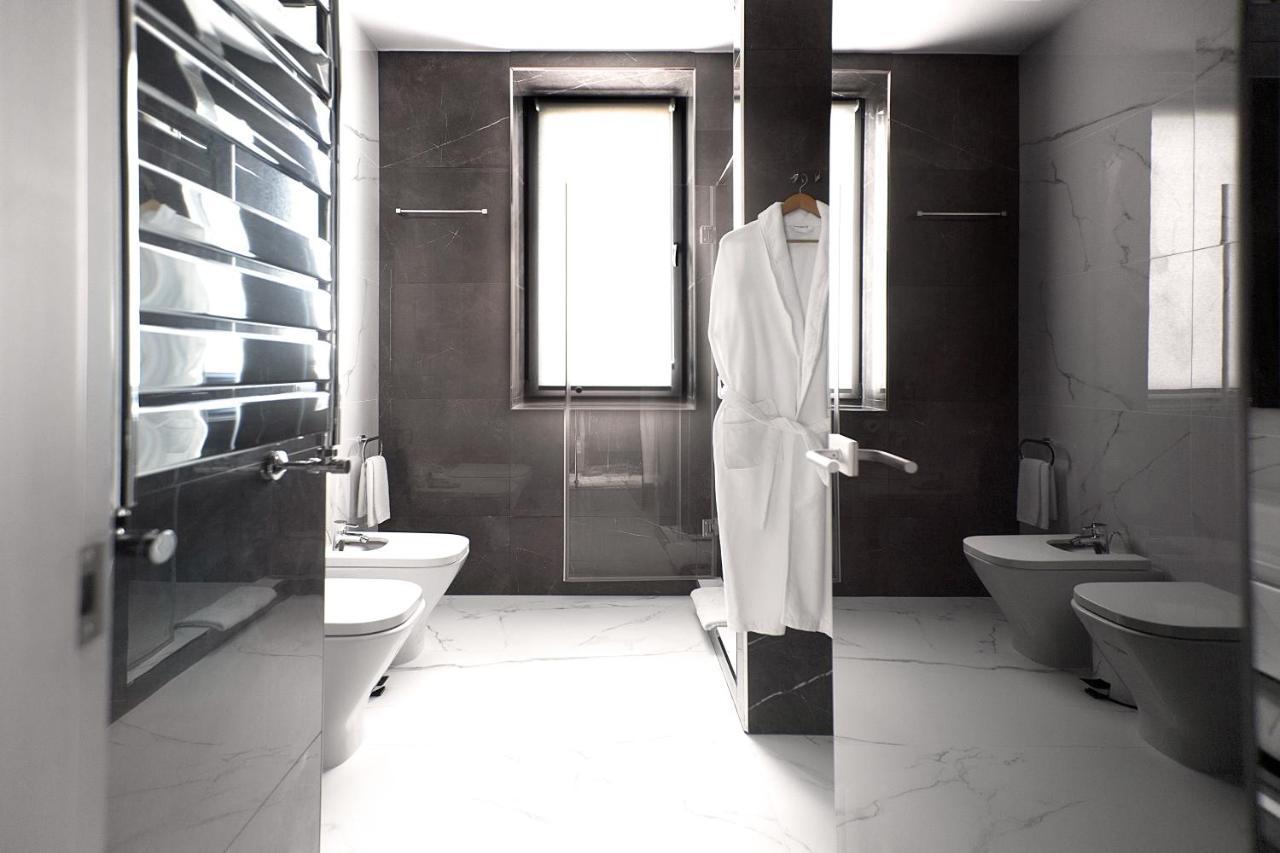 Aquaperla Hotel & Spa キシナウ エクステリア 写真