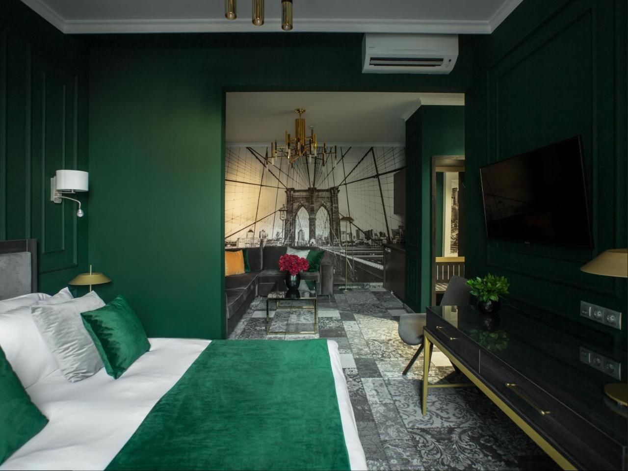 Aquaperla Hotel & Spa キシナウ エクステリア 写真